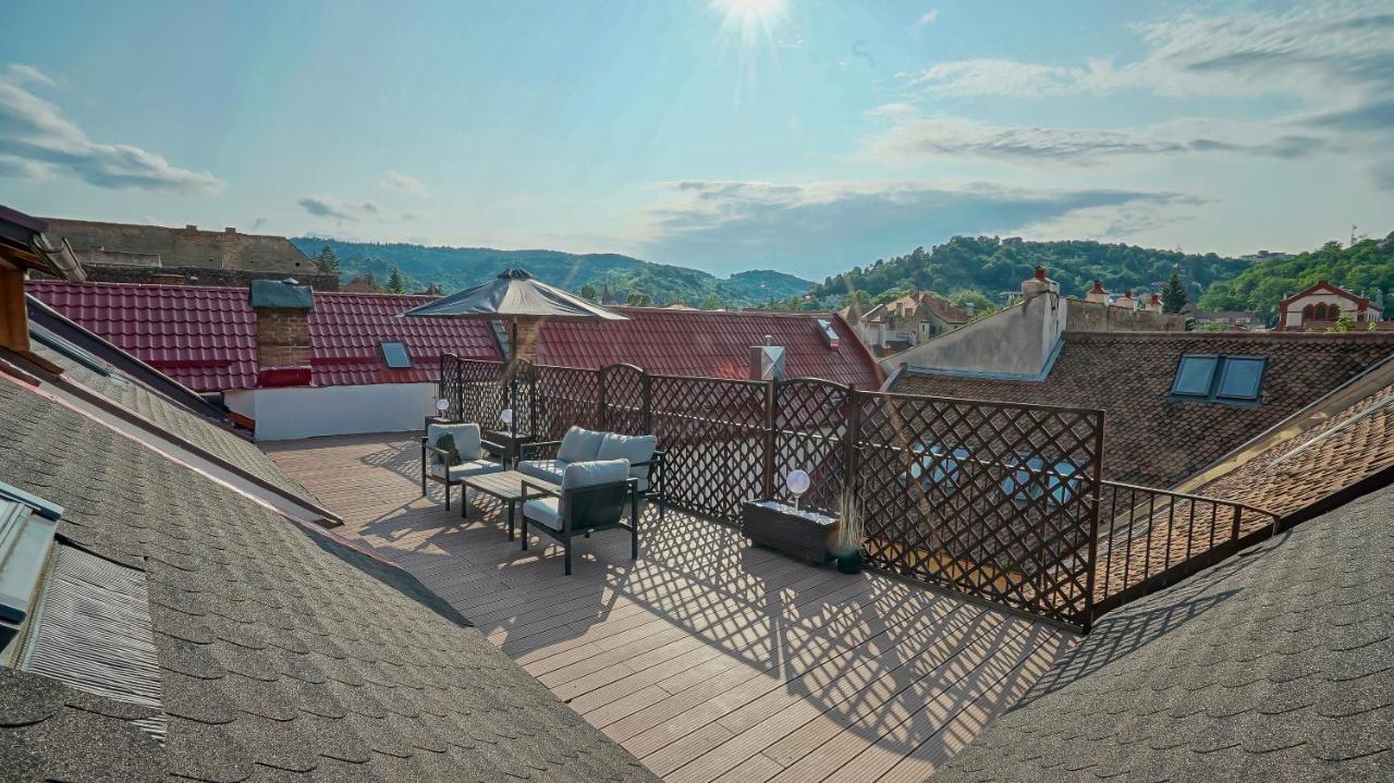 Rooftop Proprety With Large Terrace & Stunning Views - Braşov Exterior foto